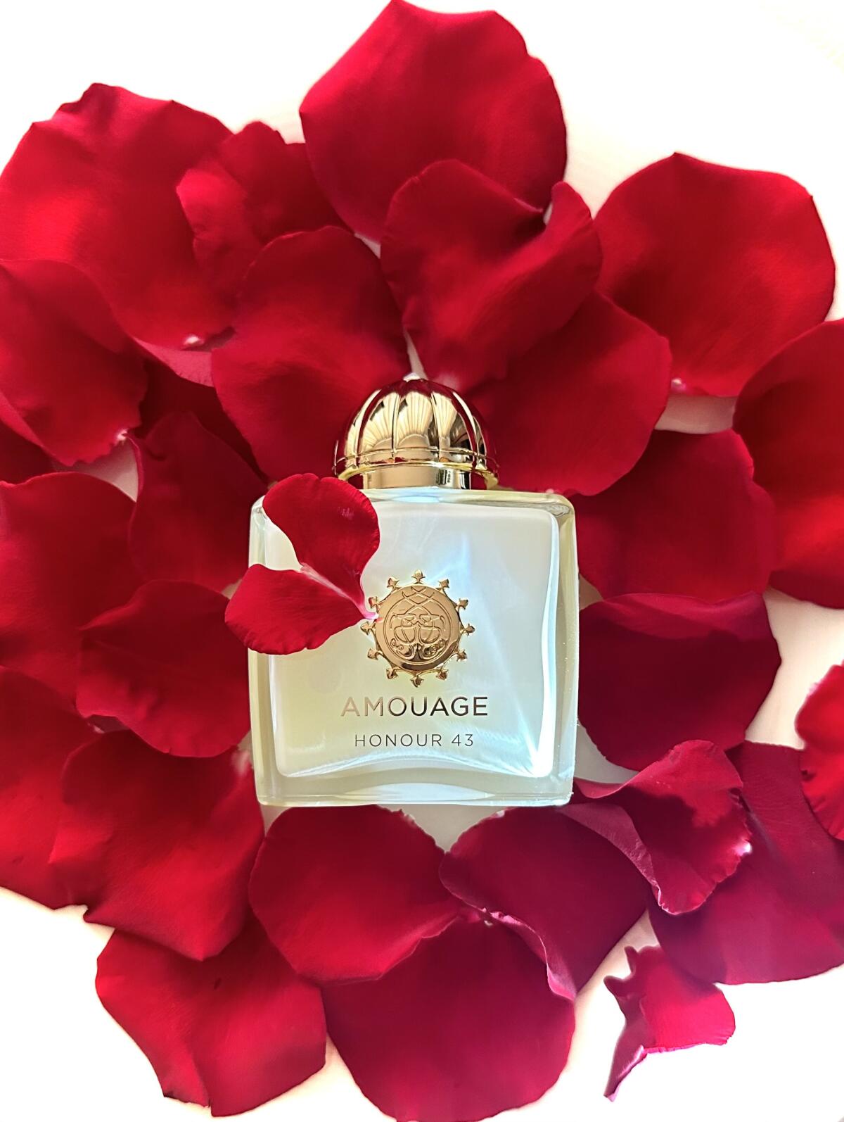 Amouage Honor 43 Kadın Parfümü - Best Perfume Fragrance incelemesi ve fiyatı