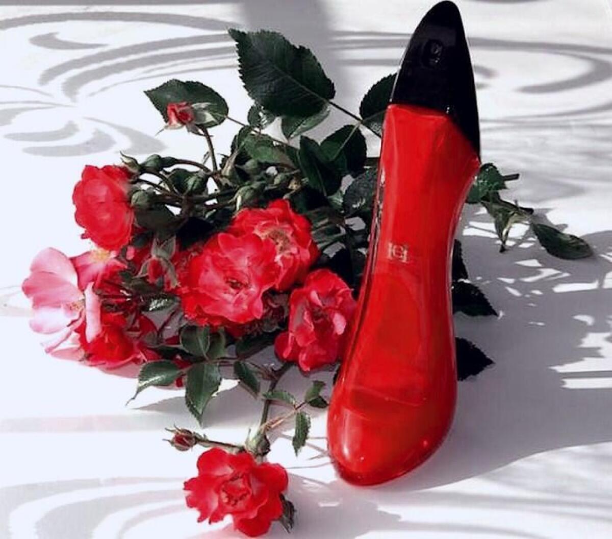 Carolina Herrera Very Good Gir - Perfume Fragrance Rose incelemesi ve fiyatı